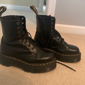 DOC MARTIN JADON BOOTS